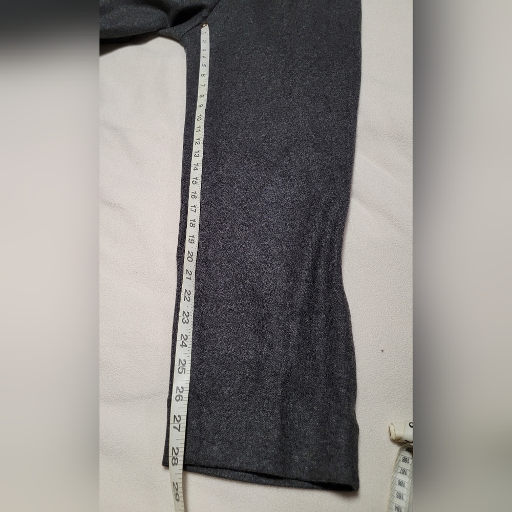 Banana Republic wool pants, size 10L - Picture 9 of 13